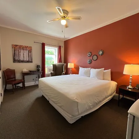 Inn At The Falls Bracebridge Exterior photo