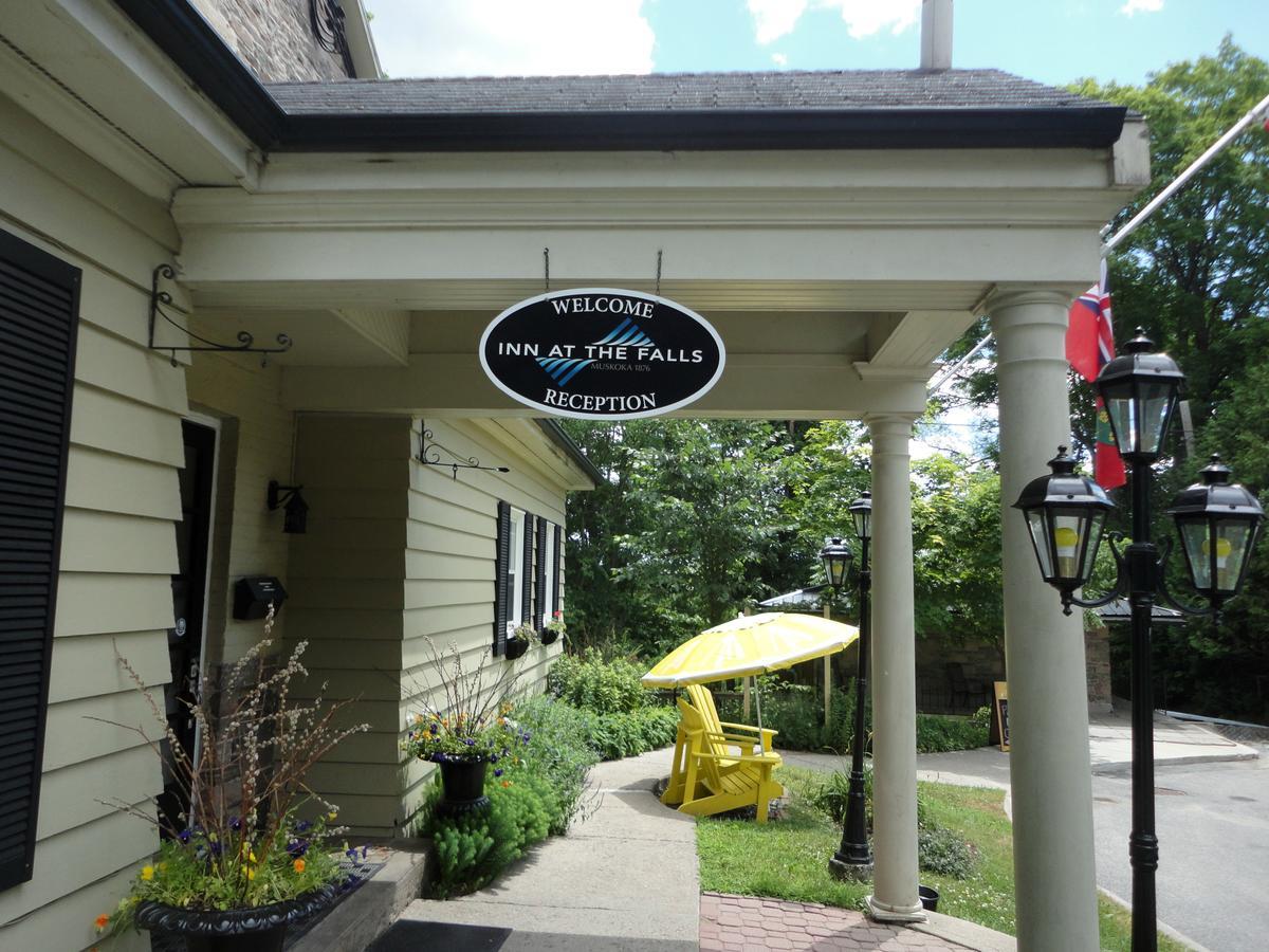 Hotel At The Falls 3*